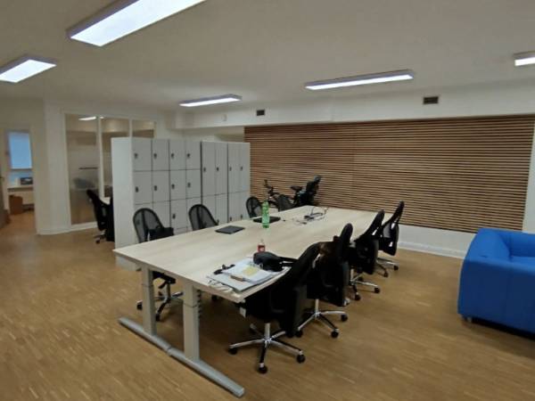 Abschließbares Büro in Hamburg (Altstadt) – Helle & moderne Bürogemeinschaft im Herzen von Hamburg-Altstadt — Bild 1