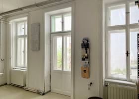 1 Schreibtischplatz