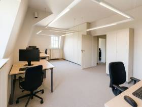 Exklusive Etage in denkmalgeschützter Kultvilla im Herzen von Köln