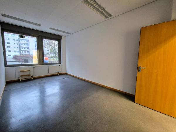 Bürofläche in Berlin (Tiergarten) – Zentrale Bürofläche mit Top-Infrastruktur in Berlin-Tiergarten — Bild 1