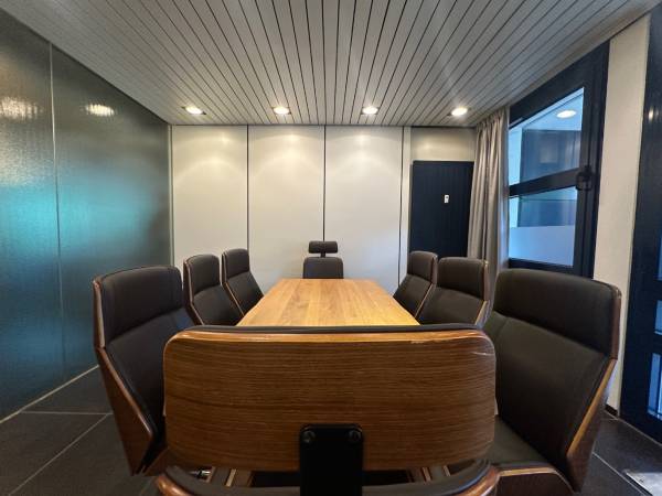 Moderne Büros & Coworking im Architektenhaus in Nürnberg-St. Jobst — Bild 1