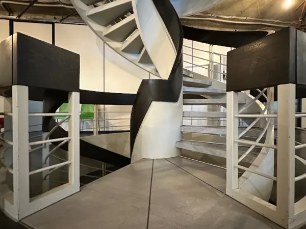 Abschließbares Büro in Nürnberg (Sankt Jobst) – Coworking & Büros im Architektenhaus mit Seeblick in Nürnberg-Sankt — Bild 4