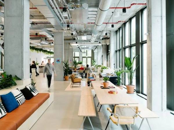 Modernes Business Center & Coworking im Frankfurter Bahnhofsviertel — Bild 1