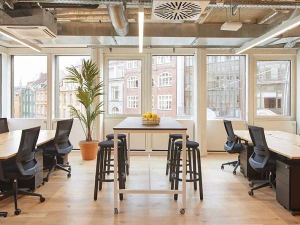 Moderner Coworking Space & Flexible Büros in Hamburg-Neustadt — Bild 1