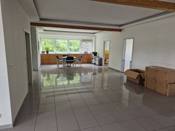 Großzügige Bürofläche mit Loft-Potenzial in Norderstedt — Bild 2