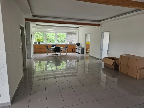 Bürofläche in Norderstedt (Wandsbek) – Großzügige Büro- oder Loftfläche in Norderstedt mit viel Charakter — Bild 2
