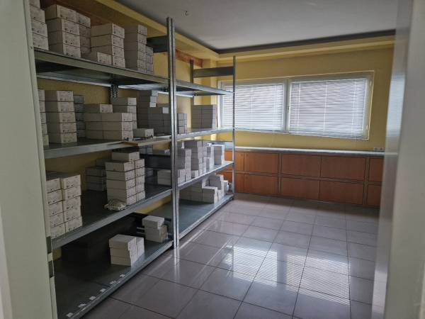 Großzügige Bürofläche mit Loft-Potenzial in Norderstedt — Bild 8