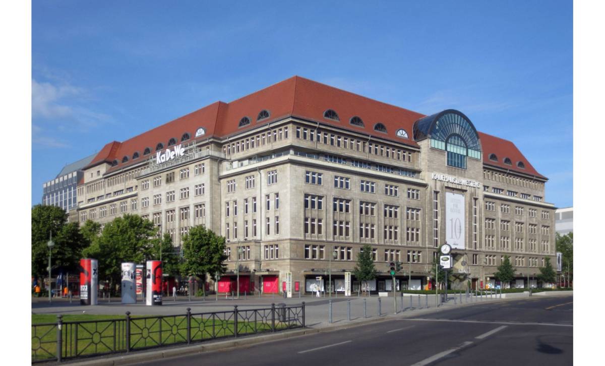 Stilvolles Altbau-Büro am Wittenbergplatz in Berlin-City West