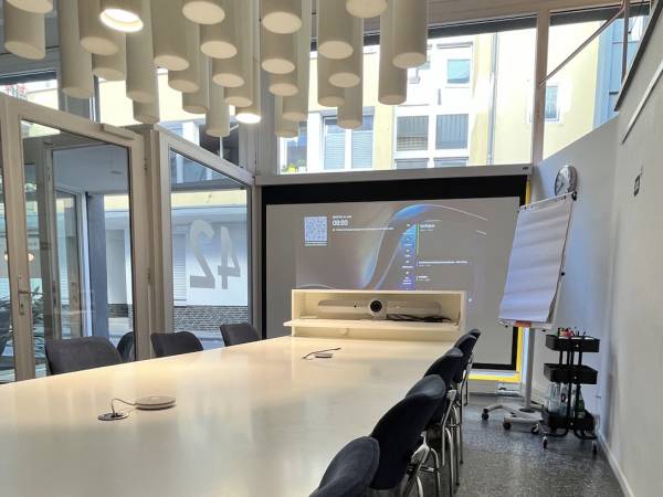 Kreativer Coworking Space & flexible Büros im 60er-Jahre-Stil in Köln — Bild 6
