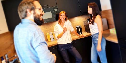 Moderne Büros mit großzügigen Fensterfronten - provisionsfrei & flexibel