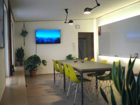 Fully equipped office in prime location with flexible terms