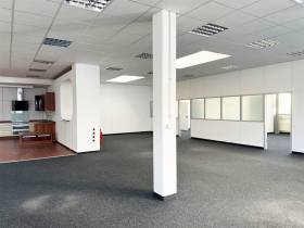 Flexible Bürofläche bis 400qm mit All in One Flat flexibel gestaltbar