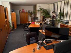 ruhiges&ordentliches möbl. Büro 26 m² *all inkl.* Co-Working Space