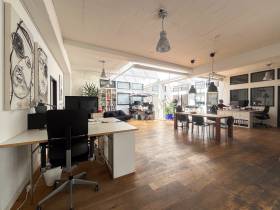 Arbeitsplatz im Agnesviertel in Industrieloft