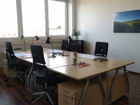Ideal für 1-4 Personen: Büroraum ca. 27 m²