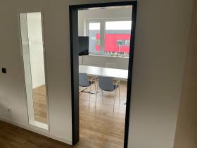 Moderne Bürofläche zur Untervermietung