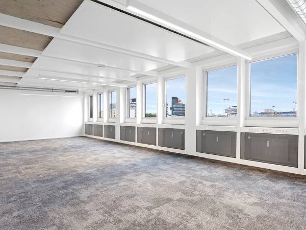 Bürofläche in München (Ramersdorf-Perlach) – Gigantischer Blick, moderne Ausstattung, gute Anbindung — Bild 2