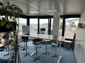 Mehrere repräsentative Büroräume in stylisch renoviertem Büro