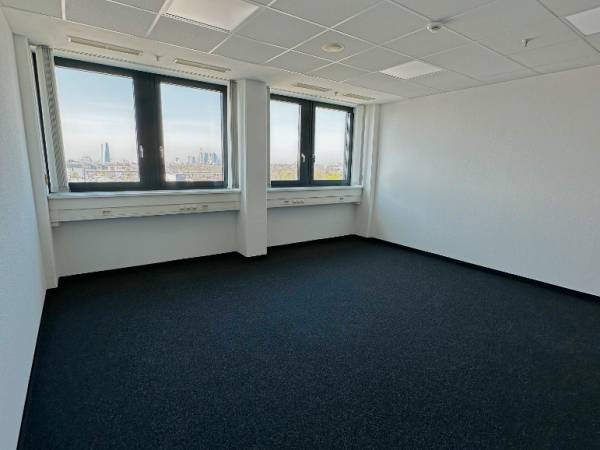 Büroeinheiten in exklusivem Bürogebäude — Bild 3
