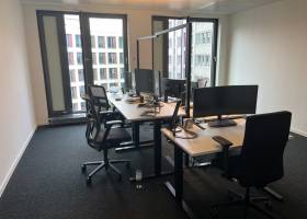 2 Büroräume (6+3 Arbeitsplätze)