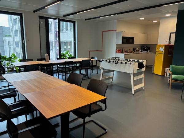 Bürofläche in Hamburg (Neustadt) – Moderne Bürogemeinschaft in Hamburg-Neustadt — Bild 8