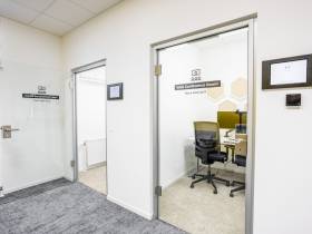 Top ausgestattete Arbeitsplätze am Bahnhof Amstetten