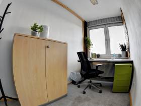 ‼️ Business Kickstart 2025 – 50% Offer ‼️ Helle Schreibtischplätze oder gesamte Bürofläche mit toller Atmosphäre