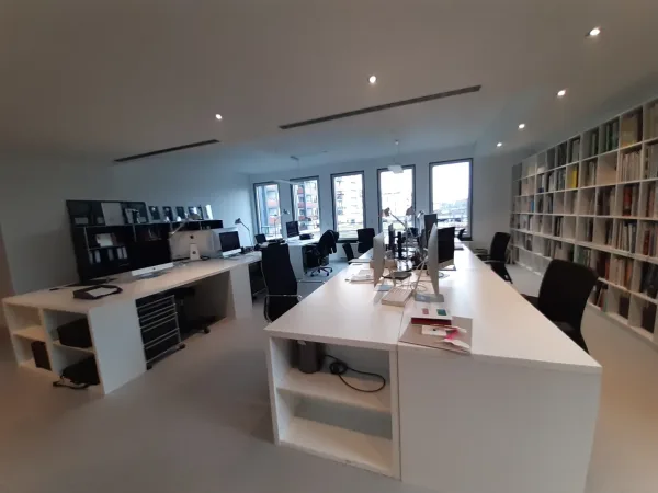 Abschließbares Büro in Frankfurt am Main (Sachsenhausen-Nord) – Helle, moderne Bürogemeinschaft in Frankfurt am Main — Bild 5