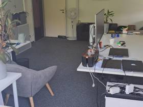 Büroraum mit inkludierte Serviceleistungen