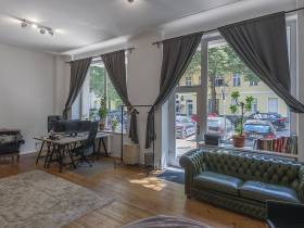 Moderne Schreibtische in Berlin-Wedding – Flexibel mieten
