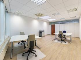 Dein helles Büro mit Blick aufs Zinser-Dreieck