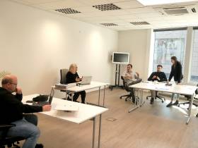 Dein helles Büro mit Blick aufs Zinser-Dreieck