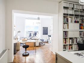 Schreibtischplatz in kreativer Bürogemeinschaft – Roonstraße 61, Köln