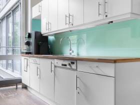 Schönes Büro in idealer Infrastruktur