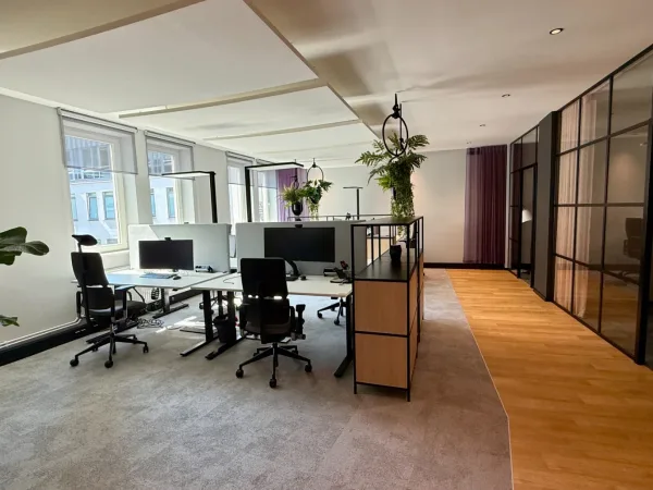 Abschließbares Büro in Hamburg (Altstadt) – Frisch renovierte Bürogemeinschaft in Hamburg-Altstadt — Bild 6