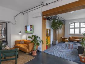 Flex Desk in Friedrichshain-Kreuzberg