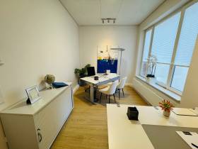 Elegantes Büro im Kunsthaus 25 – ideal für 1–2 Personen