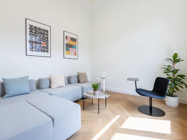 Historische Altbauvilla mit modernen Büros & Coworking in — Bild 8