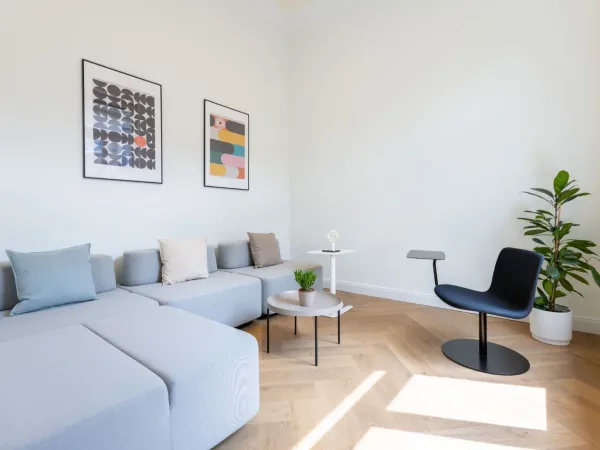 Abschließbares Büro in Wiesbaden (Mitte) – Historische Büroräume & Coworking in Wiesbaden-Mitte — Bild 8