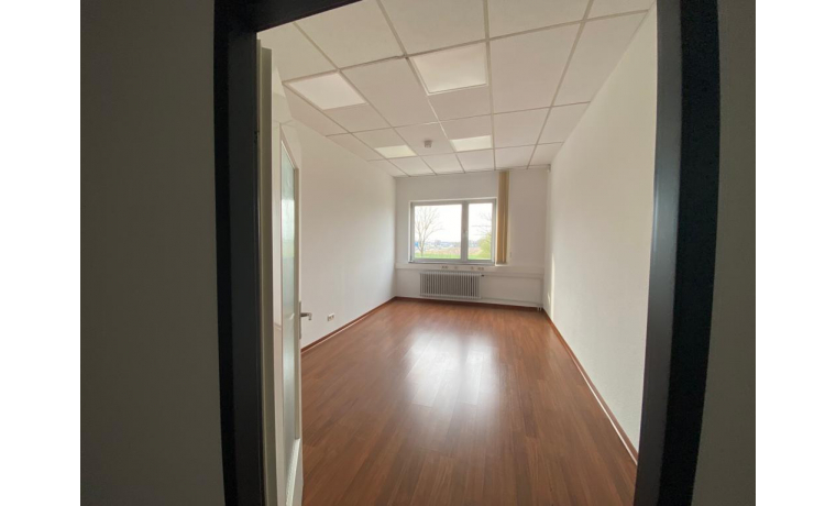 Büroraum Röntgenstraße Frankfurt am Main Bergen-Enkheim