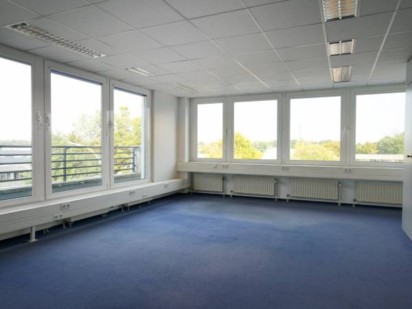 Flexible Büros & Coworking in Hamburg-Fuhlsbüttel — Bild 2