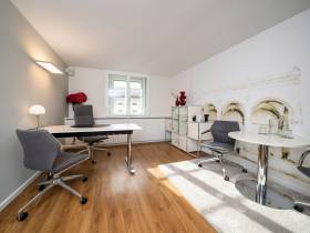 Flexible Büros und Coworking Space in denkmalgeschützem Gebäude