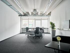 Büroeinheit im Industrial Style