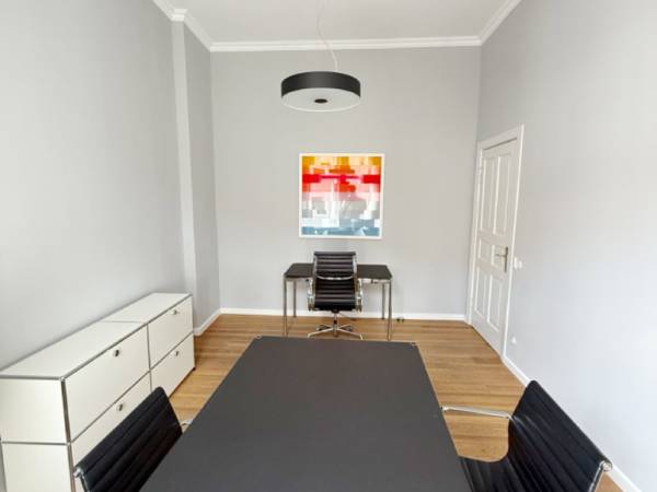 Abschließbares Büro in Berlin (Mitte) – Stilvoller Büroraum in lebendiger Bürogemeinschaft in Berlin-Mitte — Bild 3