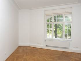 Sehr schönes und ruhiges Büro in Bürogemeinschaft in exklusiver Gegend