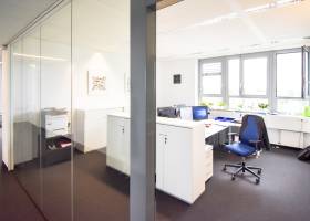 Büro groß