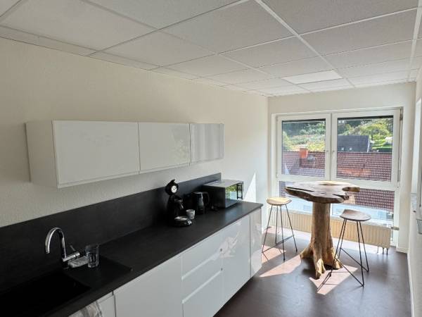 Helle und moderne Bürogemeinschaft in Much — Bild 7