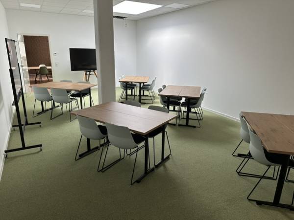 Naturnaher Coworking Space & flexible Büros in Schmitten im Taunus — Bild 5