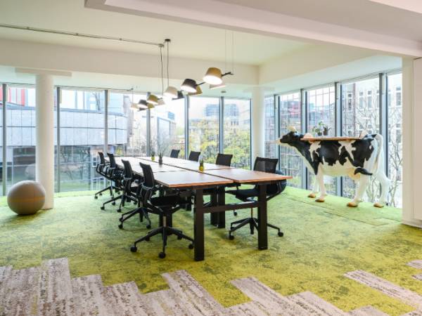Kreative Büros und Coworking im Urban Farming Stil in — Bild 4