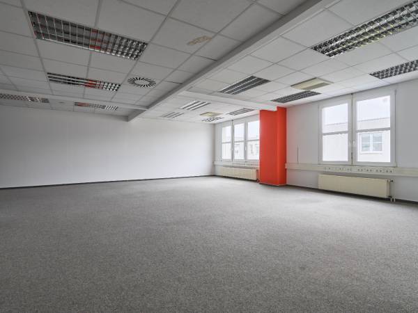 Bürogebäude in beliebter Umgebung - Sie wünschen, wir bauen aus! — Bild 5